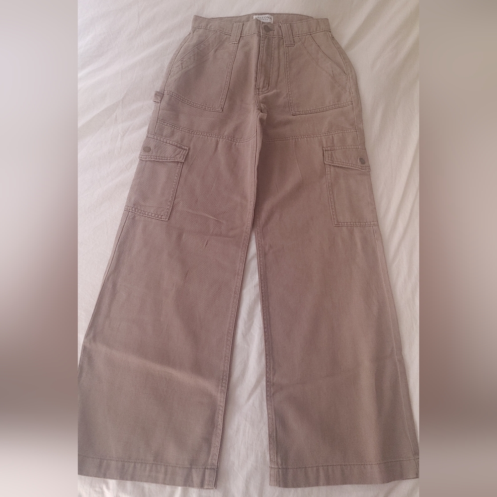 Arizona Jean Co Juniors Tan Cargo Pants